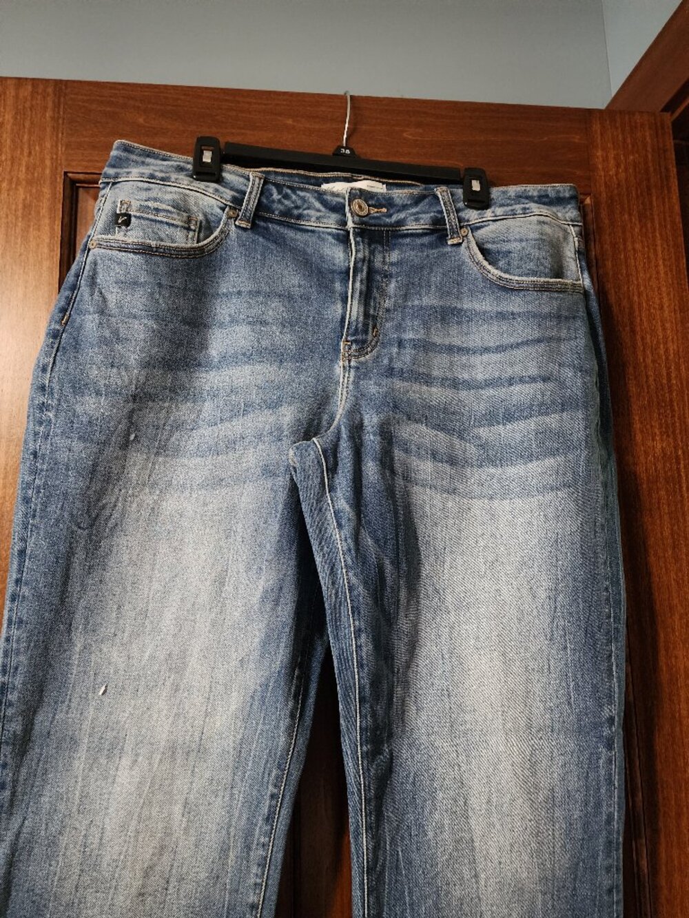 KanCan High Rise Seamed Pocket Cuffed Hem Straight Jean